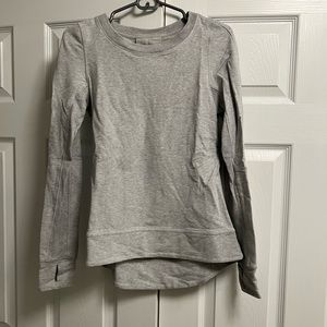 Lululemon Heather grey swing sweatshirt. Size 4. Good condition